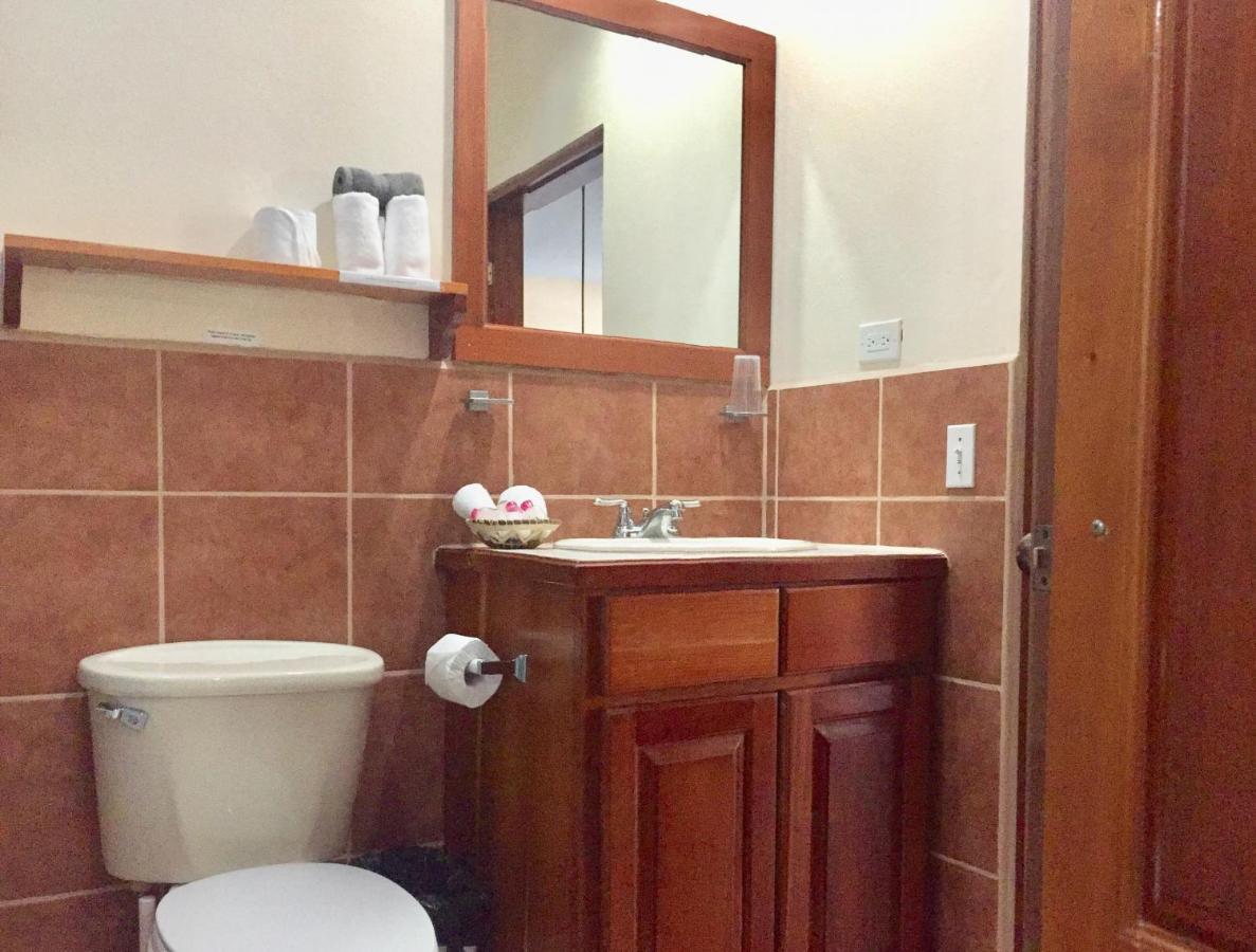 Pura Vida Inn Кей-Колкер Экстерьер фото